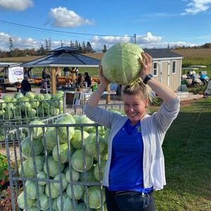 Meet your Posher, Tania